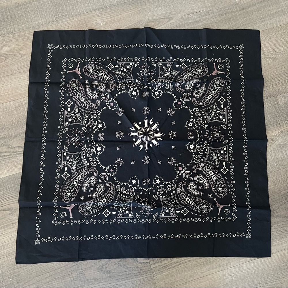 Nike x Travis Scott "Cactus Jack" Black Phantom bandana